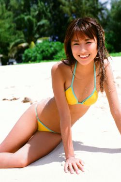 16位美女厕所撒尿偷拍